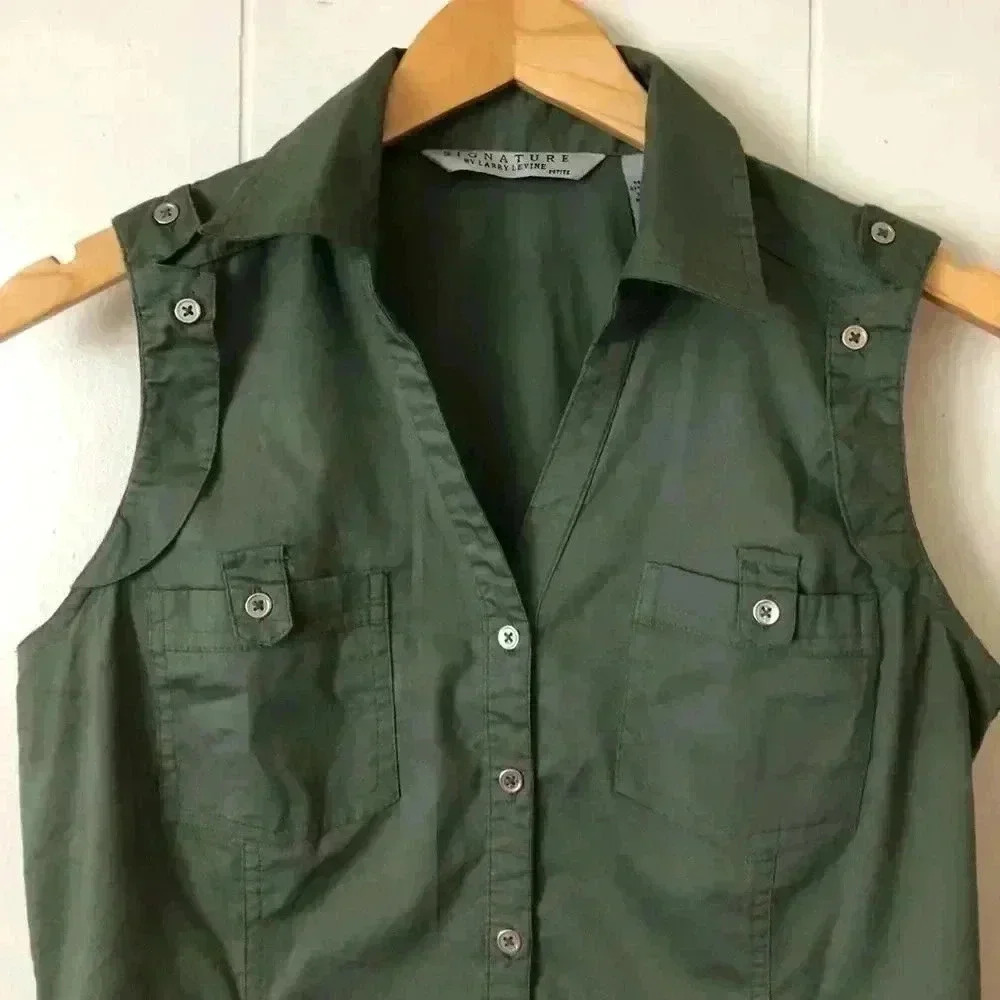 Signature by Larry Levine Woman's Khaki Green Sleeveless Button Down Shirt  PM - Picture 3 of 5
